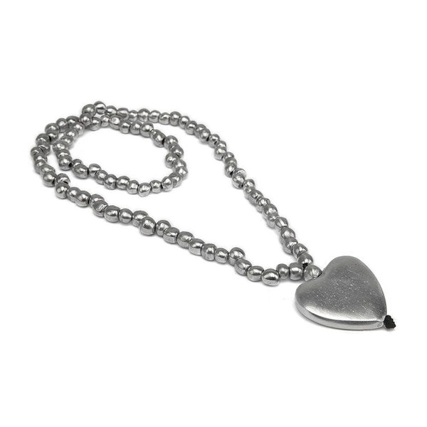 collana-vestopazzo-lunga-sfere-e-cuore-alluminio-al02185